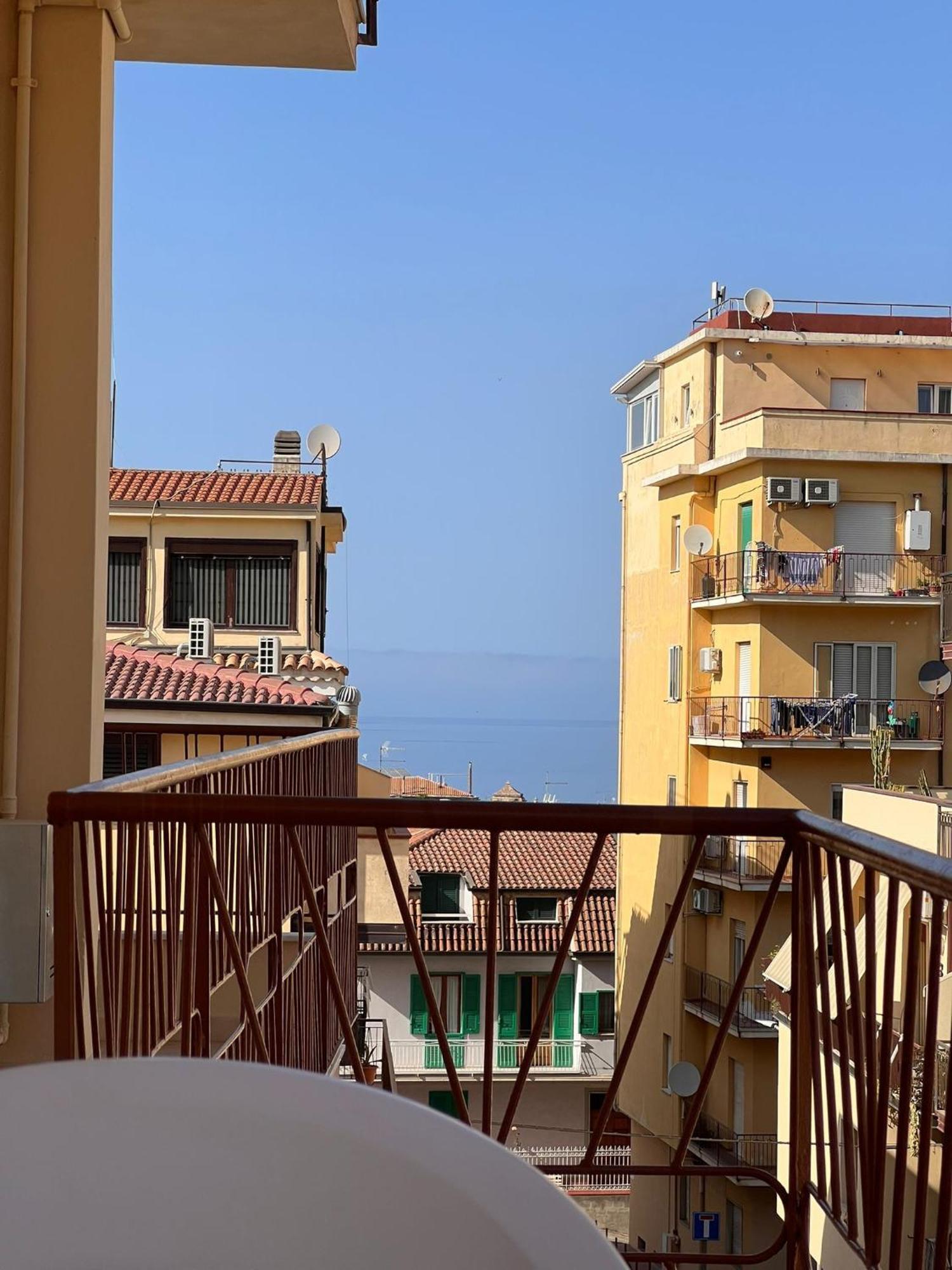 Отель Porta Sul Mare Тропея Экстерьер фото